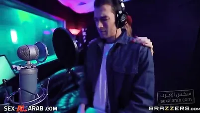 ألأم تحب ألزب ألريفي - XLXX