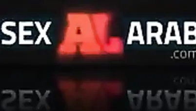 أمي تساعدني في ألفندق - سكس امهات مترجم ixxx