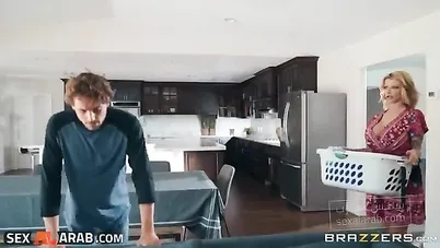 حكاية الأم والزب سكس امهات مترجم xnxx