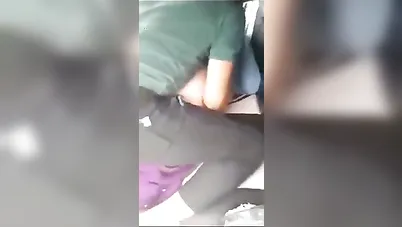 الواد زنقها في التوك توك وناكها سكس مصري