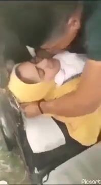 الواد زنقها في التوك توك وناكها سكس مصري