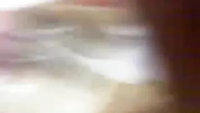 شاب مصري يداعب صديقته المحجبة في العمل سكس مصري xnxx