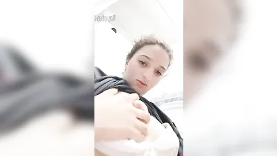 مراهقة بيضاء تعرض جسمها الحلو سكس نودز مصري