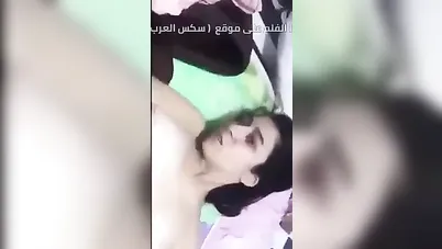 انت بتهزر؟ فتاة مصرية تستغرب حبيبها ينيكها ويصورها سكس مصري xnxx