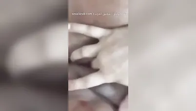 بنت مصرية في الحمام توجه رسالة لحبيبها سكس نودز مصري