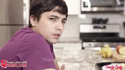 سكس مترجم - مشاركة أبي في نيك أمي واختي - سكس عائلي مترجم