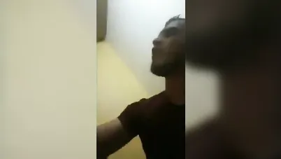 شاب هايج ينيك خطيبته المحجبة ويفشخها سكس مصري xnxx