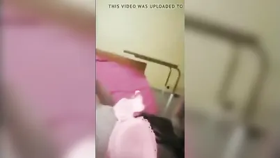 شاب هايج ينيك خطيبته المحجبة ويفشخها سكس مصري xnxx