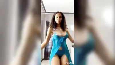 تجميعة شرموطة تبعت نودز لحبيبها تهيجه اوي الجزء الاول سكس نودز مصري