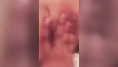 تدلع على حبيبها وترقصله وتمصله زبه سكس مصري