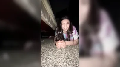 بنت مصرية شرموطة تتناك على الأرض من صاحبها العنتيل سكس مصري xnxx