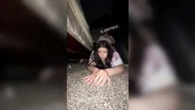 بنت مصرية شرموطة تتناك على الأرض من صاحبها العنتيل سكس مصري xnxx