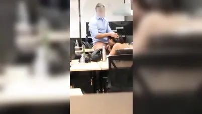 لبوة هيجانة تمص زب صاحبها في المكتب سكس مصري xnxx