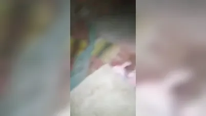 شاب هايج ينيك بنت في الخرابة سكس مصري
