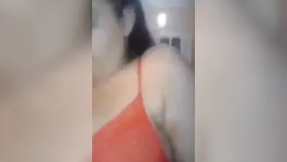 نيك ميلف فورتيكة بتنط على زب صاحبها وتعبيرات وشها هايج اوي سكس مصري xnxx