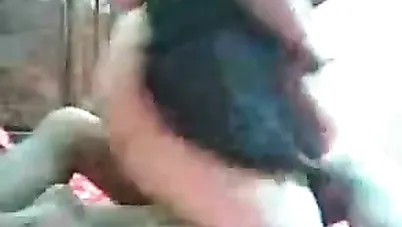 فيلم سكس قديم مربربة شرموطة مع جوز اختها سكس مصري