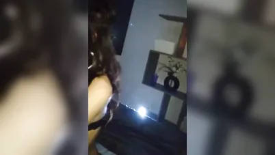 بنت هاي كلاس جسمها فاجر تركب زب حبيبها سكس مصري xnxx