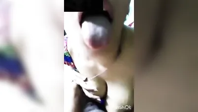 لبوة تعرض جسمها الفاجر وتتشرمط على عشيقها سكس نودز مصري xnxx