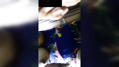 لبوة تعرض جسمها الفاجر وتتشرمط على عشيقها سكس نودز مصري xnxx