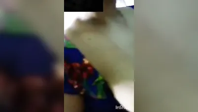 لبوة تعرض جسمها الفاجر وتتشرمط على عشيقها سكس نودز مصري xnxx