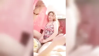 شرموطة شقراء تركب الزب وتبلعه كله في كسها سكس مصري xnxx