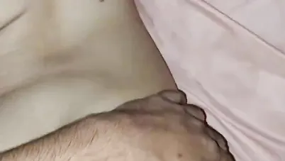 تفتح طيزها للفحل الاسود وتاخد زبه الكبير وتصوت سكس مصري xnxx