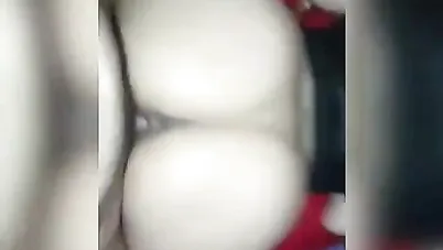 بنت كيوت تتناك من حبيبها في كل الاوضاع سكس مصري xnxx