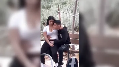 واخد صاحبته في الجنينة ونازل تقفيش فيها سكس مصري xnxx