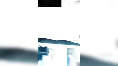 يلعب في كس حبيبته ويخليها تمصله زبه سكس مصري xnxx