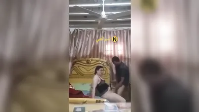 شرموطة لبن تخون زوجها مع جارهم سكس مصري xnxx
