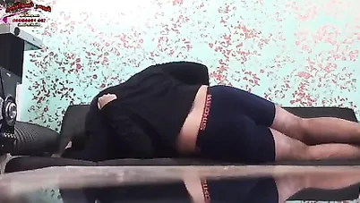 تروح لصاحبها البيت وتركب زبه وتمتعه سكس مصري xnxx