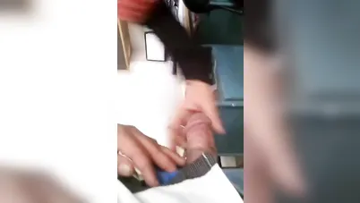 محجبة لبوة تمص زب زميلها في المكتب سكس مصري xnxx