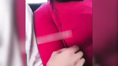 تحرش وتقفيش بزاز محجبة في الموصلات سكس تحرش مصري xnxx