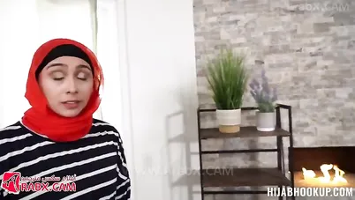 سكس مترجم استغلال زوجة أبي المحجبة سكس محجبات