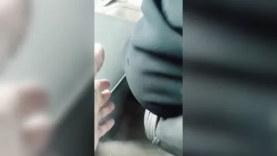 تحرش بطيز ميلف بالعباية في المواصلات سكس مصري xnxx