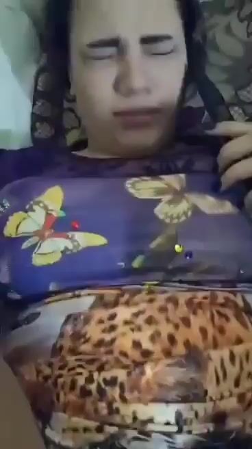 مصرية فاجرة تتناك وهي بتكلم خطيبها في التلفون سكس مصري xnxx