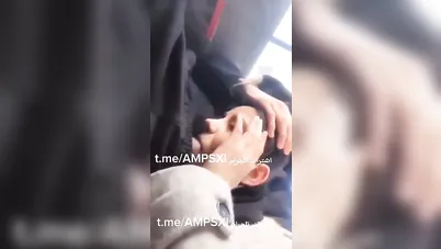 بنت تمص لصاحبها في العربية وتشرب لبن زبه سكس عربي xnxx