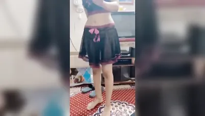 واد مع صاحبته يدخنو مع بعض وأحلى سهرة نيك سكس مصري xnxx