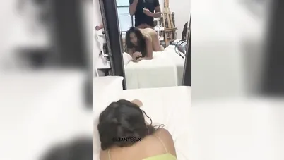 شاب مصري في الجامعة يجيب صاحبته الشرموطة ويصورها سكس مصري xnxx