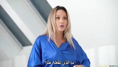 سكس مترجم أمسكت بزوجة أبي متلبسة سكس محارم xlxx mom