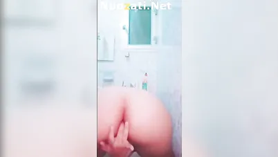 لبوة كيرفي هيجانة تلعب في كسها وتضرب سبعة ونص سكس نودز مصري