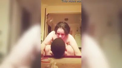 ميلف مربربة تركب زب شاب هايج سكس مصري