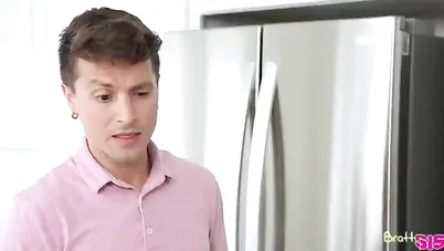 سكس اخوات - تناولت فطيرة اخواتي في عيد الشكر سكس مترجم xnxx sister