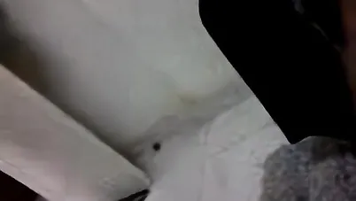 ميلف اربعينية مطلقة تتفشخ نيك من جارها سكس مصري