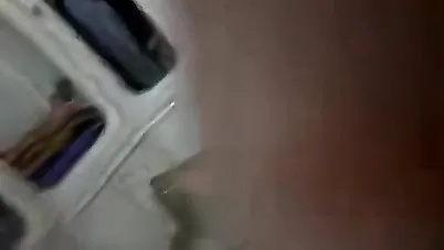 ميلف اربعينية مطلقة تتفشخ نيك من جارها سكس مصري