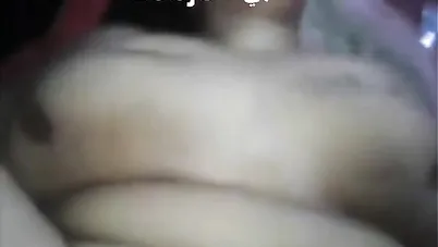 بيبعبصها في طيزها وهي تصوت من الوجع وتوحوح سكس مصري xnxx