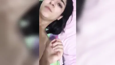 زعلانة منه عشان مش عارف ينيكها كويس سكس مصري xnxx