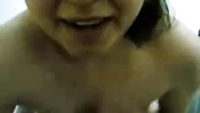 نيكني جامد يا ابن المتناكة سكس مصري xnxx