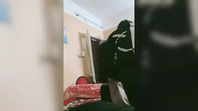 هيجان يزنق بنت خالته فاوضته وعايز ينيكها بالعافية سكس مصري xnxx