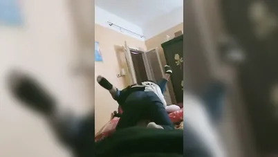 هيجان يزنق بنت خالته فاوضته وعايز ينيكها بالعافية سكس مصري xnxx